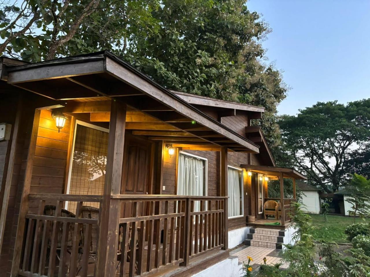 Jironi Resort Tezpur Buitenkant foto